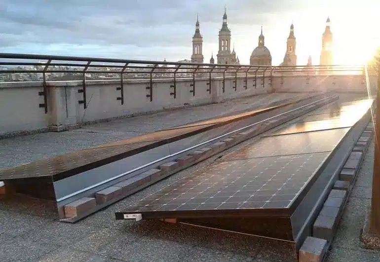 Placas solares instaladas en Zaragoza